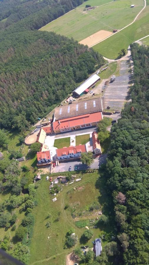 Bauernhof Statek Krkavci Hora Nizbor